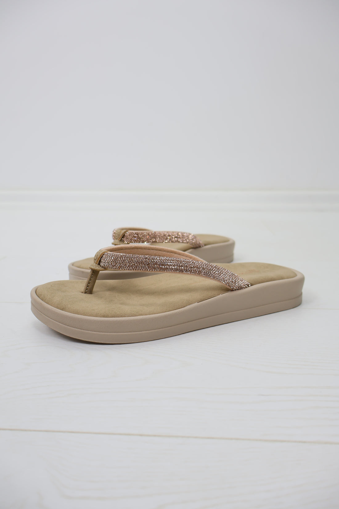 Ceyo 9986-7 Taşlı Parmak Arası Platform Terlik - Bronz