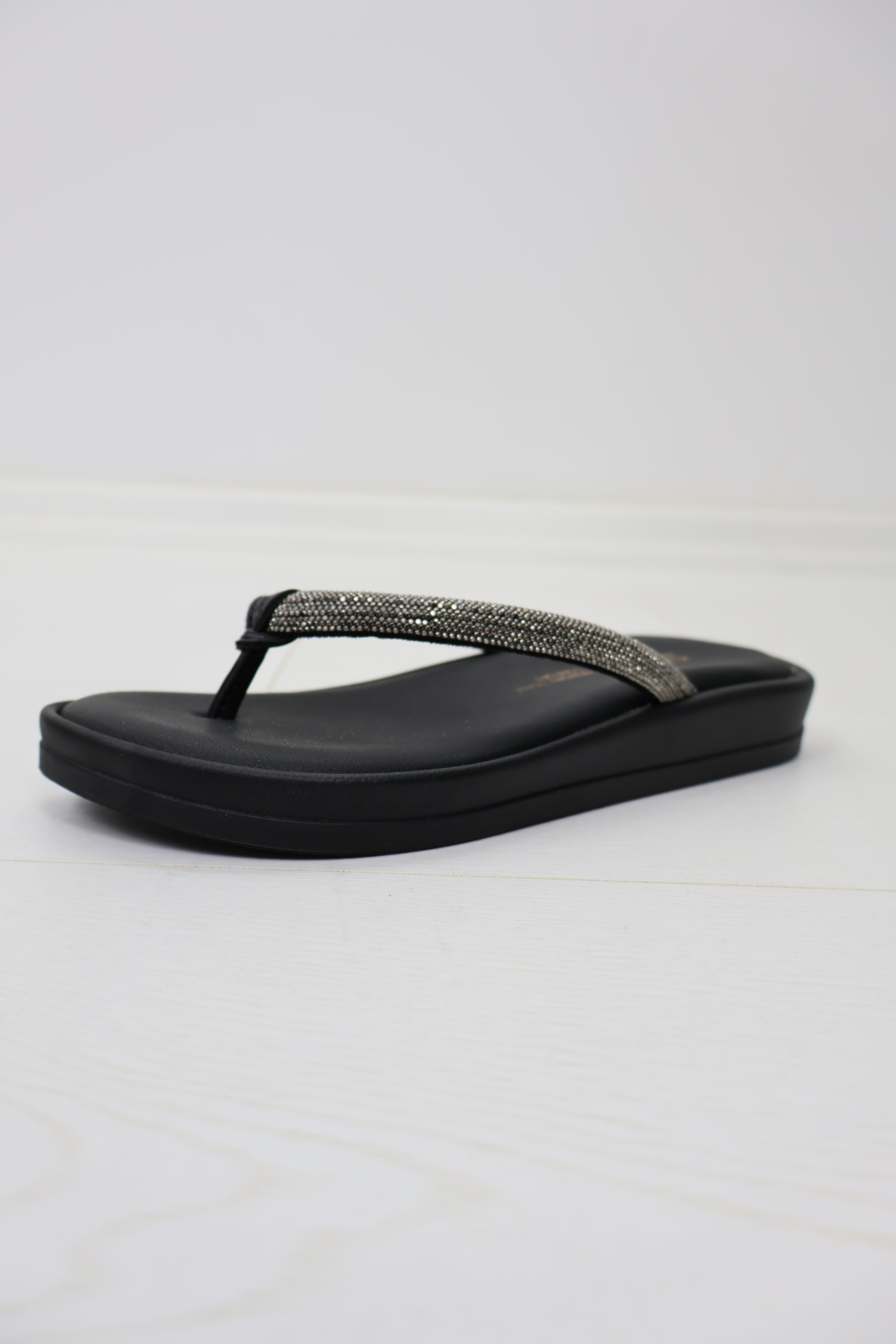 Ceyo 9986-7 Taşlı Parmak Arası Platform Terlik