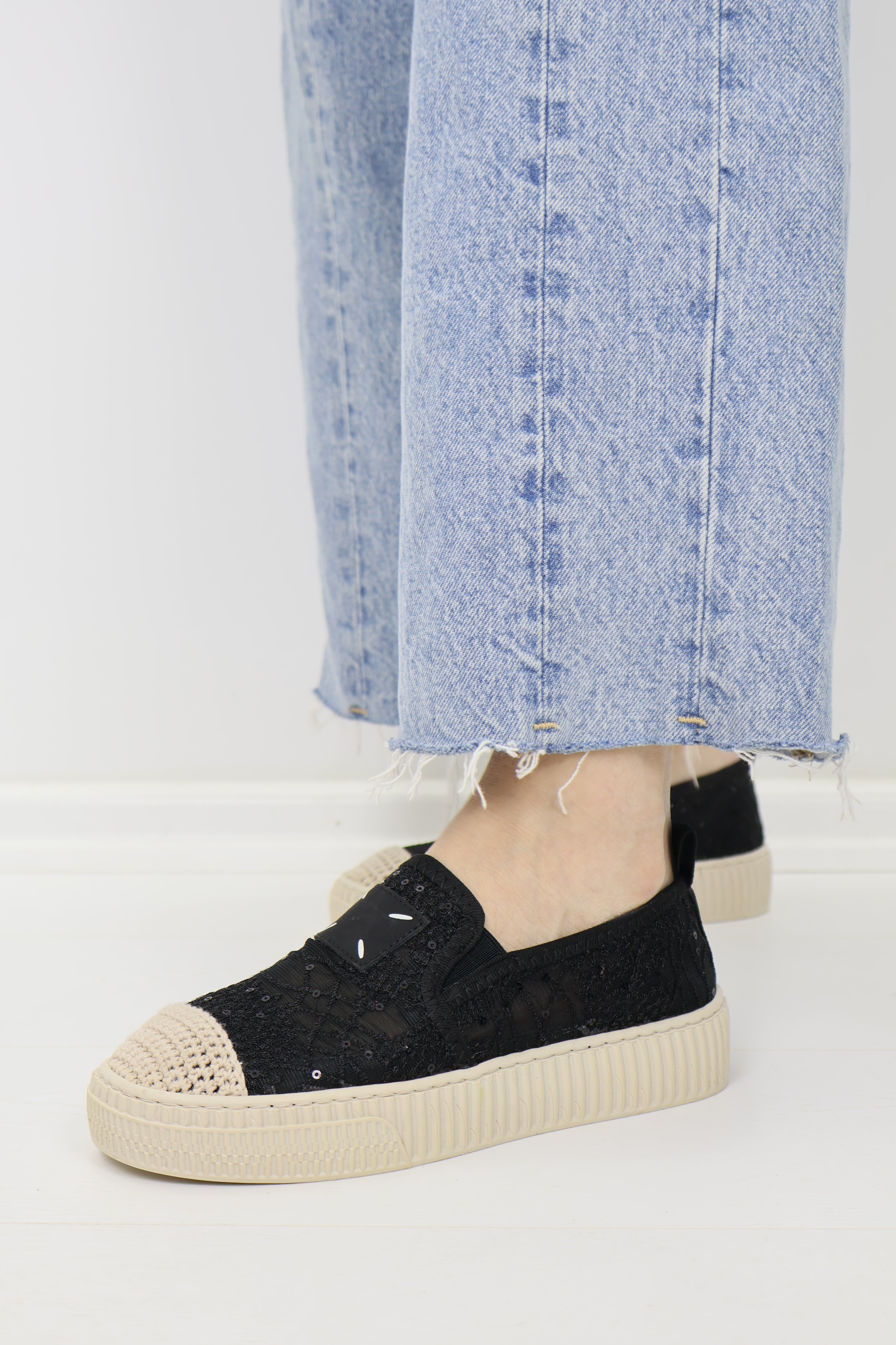 Simli Payet Dantel Siyah Bağcıksız Platform Sneaker