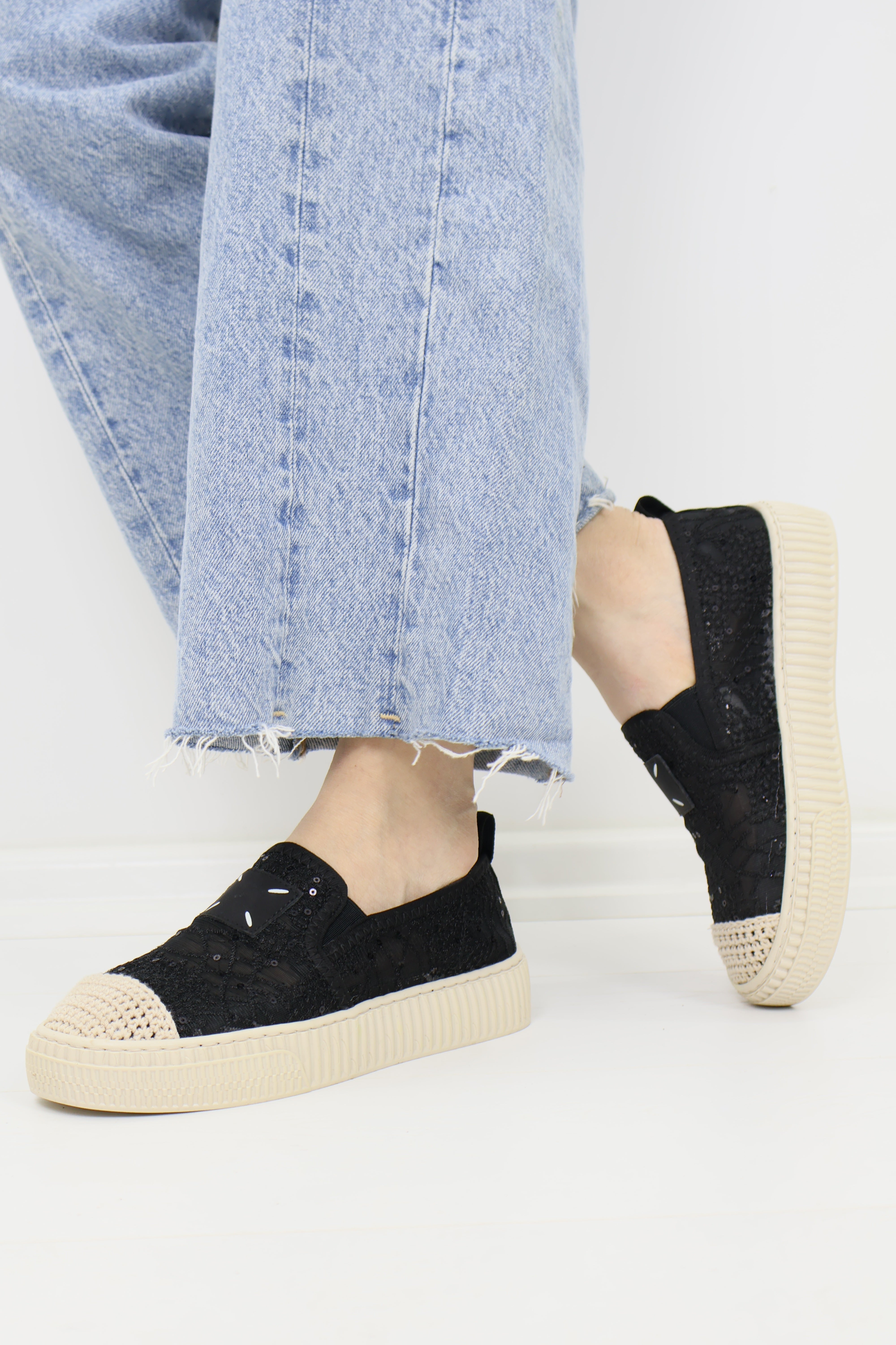 Simli Payet Dantel Siyah Bağcıksız Platform Sneaker
