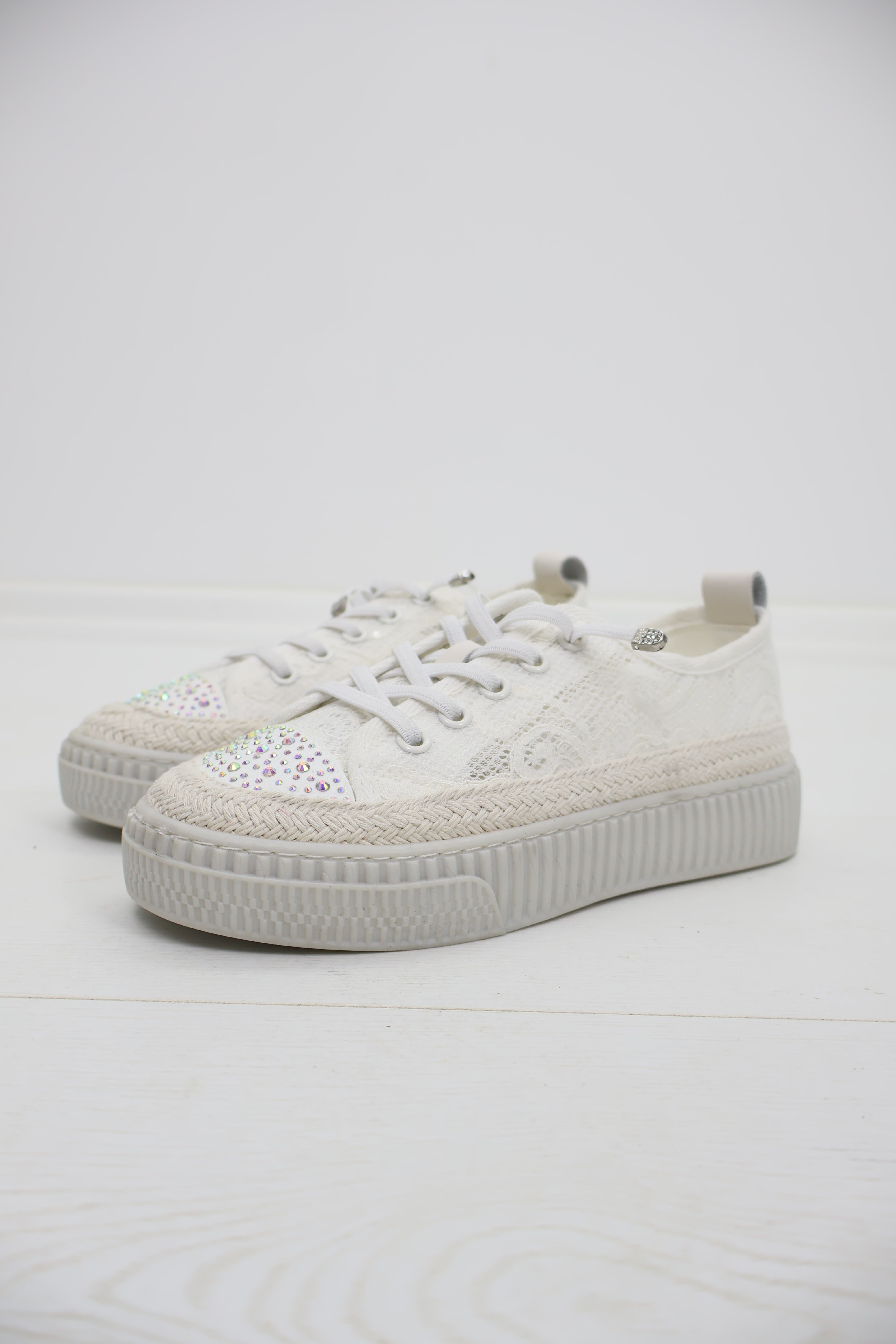 Montera Kristal Taş Detaylı Dantel Hasir Tabanlı Beyaz Sneaker