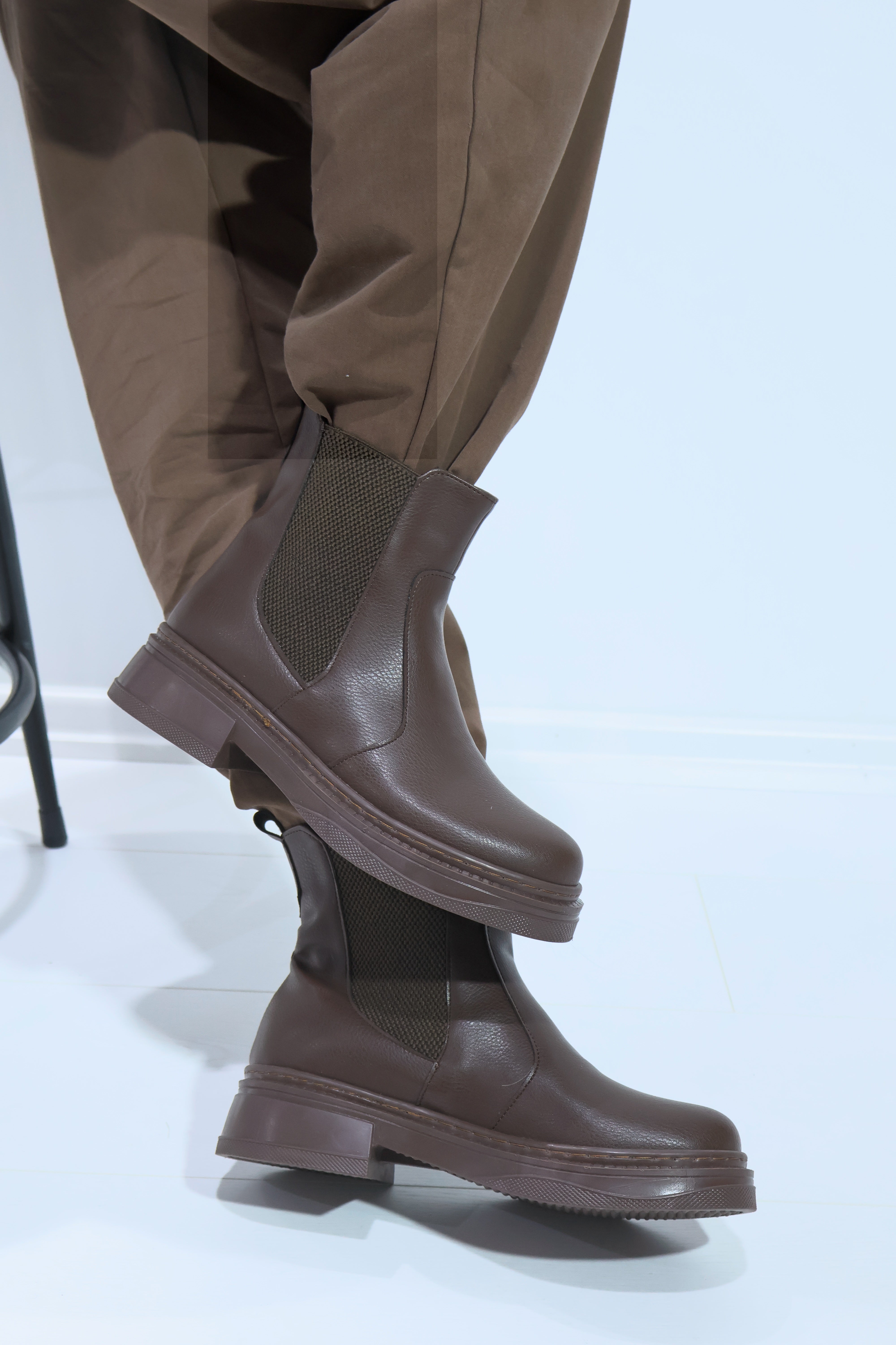 Rissoli Kadın Cilt Yan Lastikli Bot