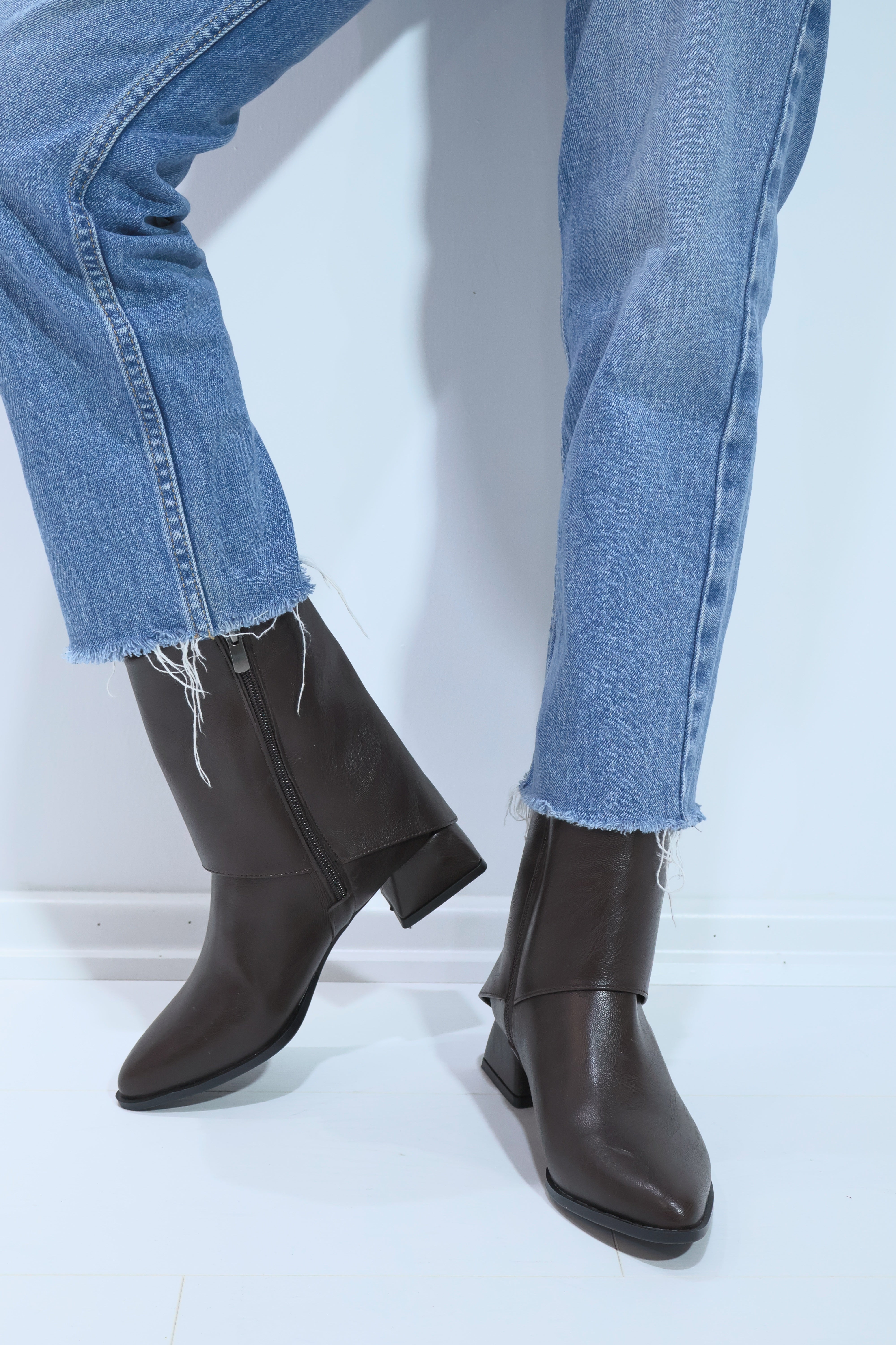 Diorin Kadın Kahverengi Kovboy Orta Topuk