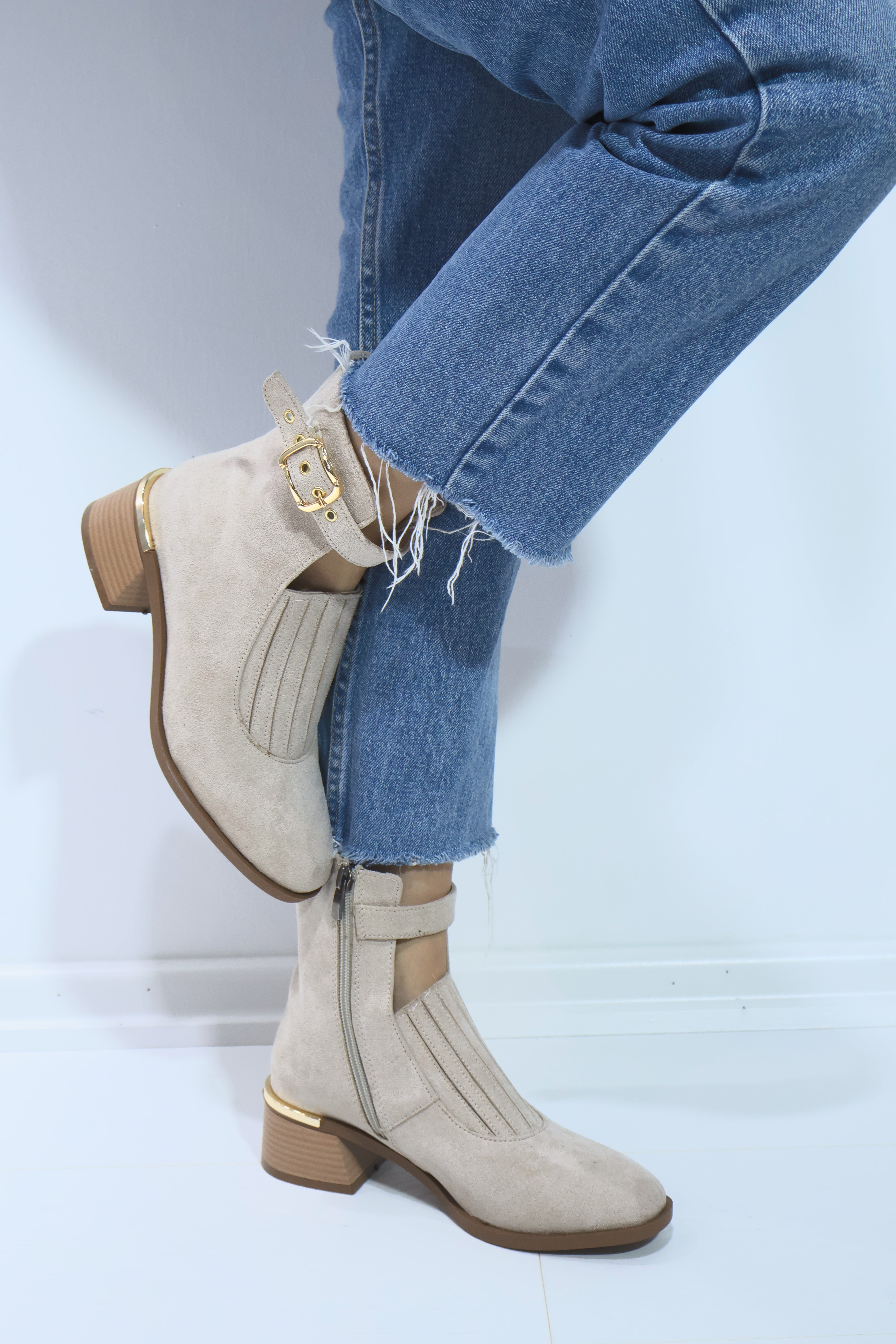 Bolemo Bej Süet Önü Lastikli