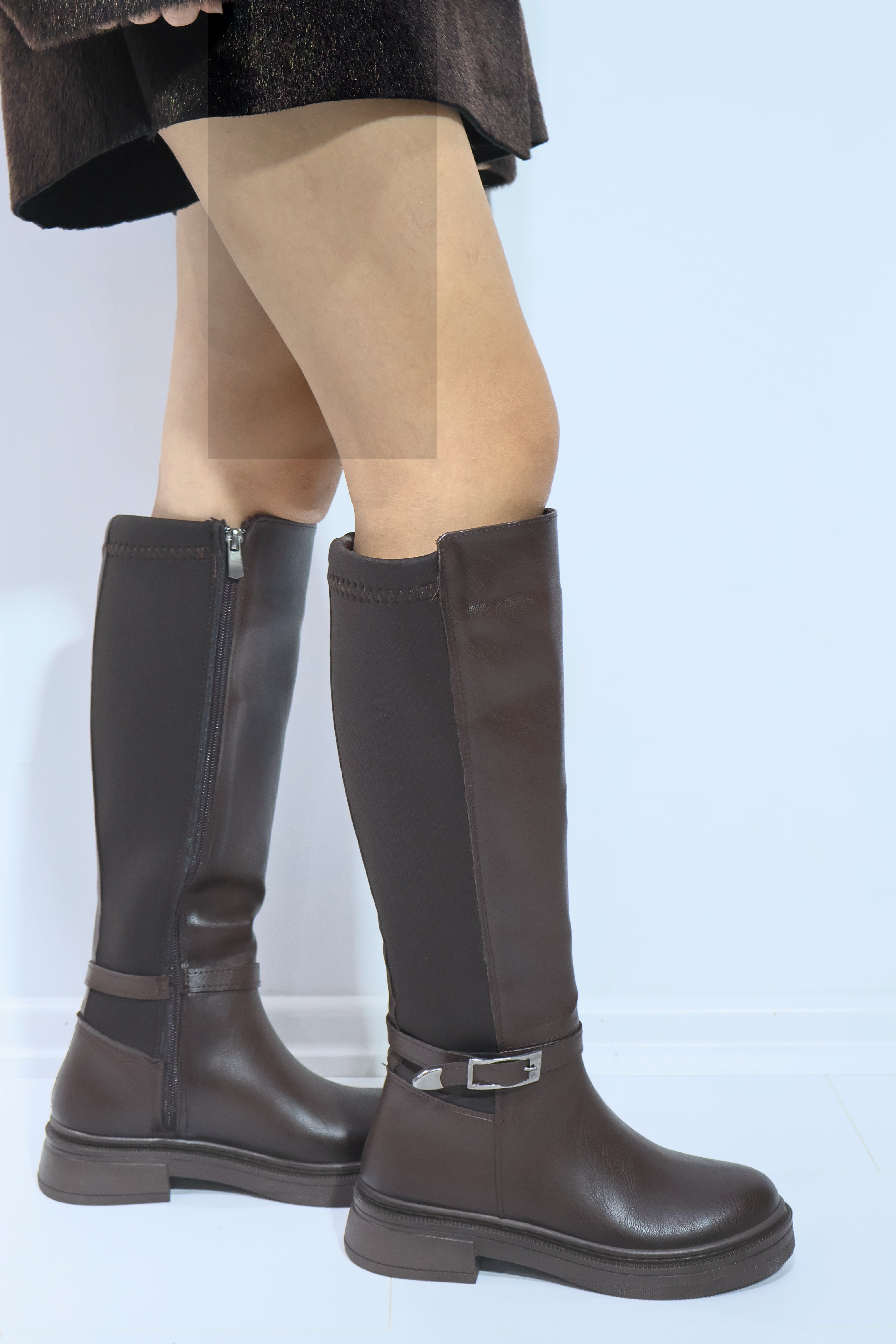 Olivia Dalgıç Kumaş Toka Detaylı Çizme