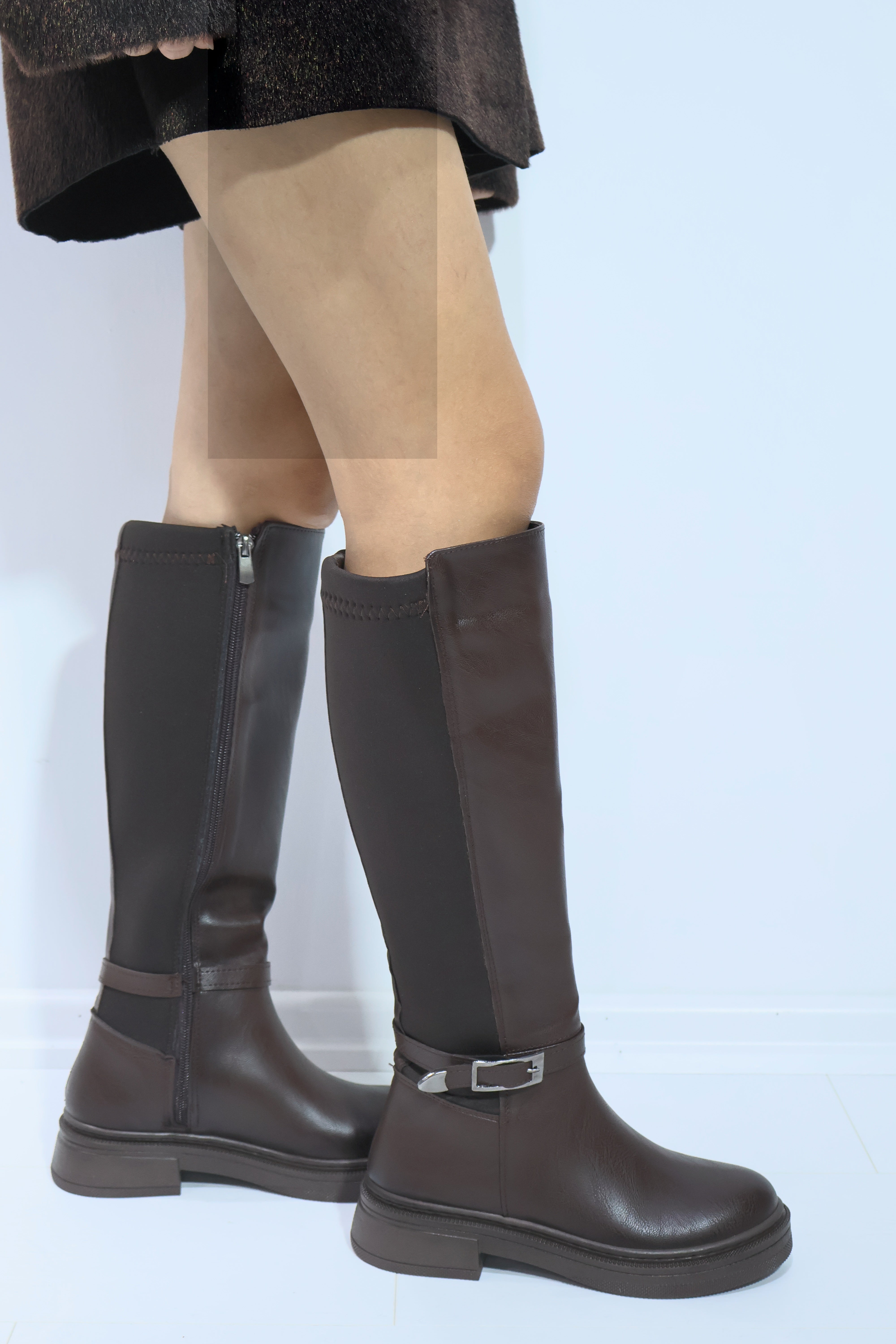 Olivia Dalgıç Kumaş Toka Detaylı Çizme