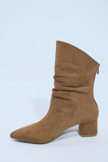 Arina Süet Büzgülü Kadın Topuklu Çizme