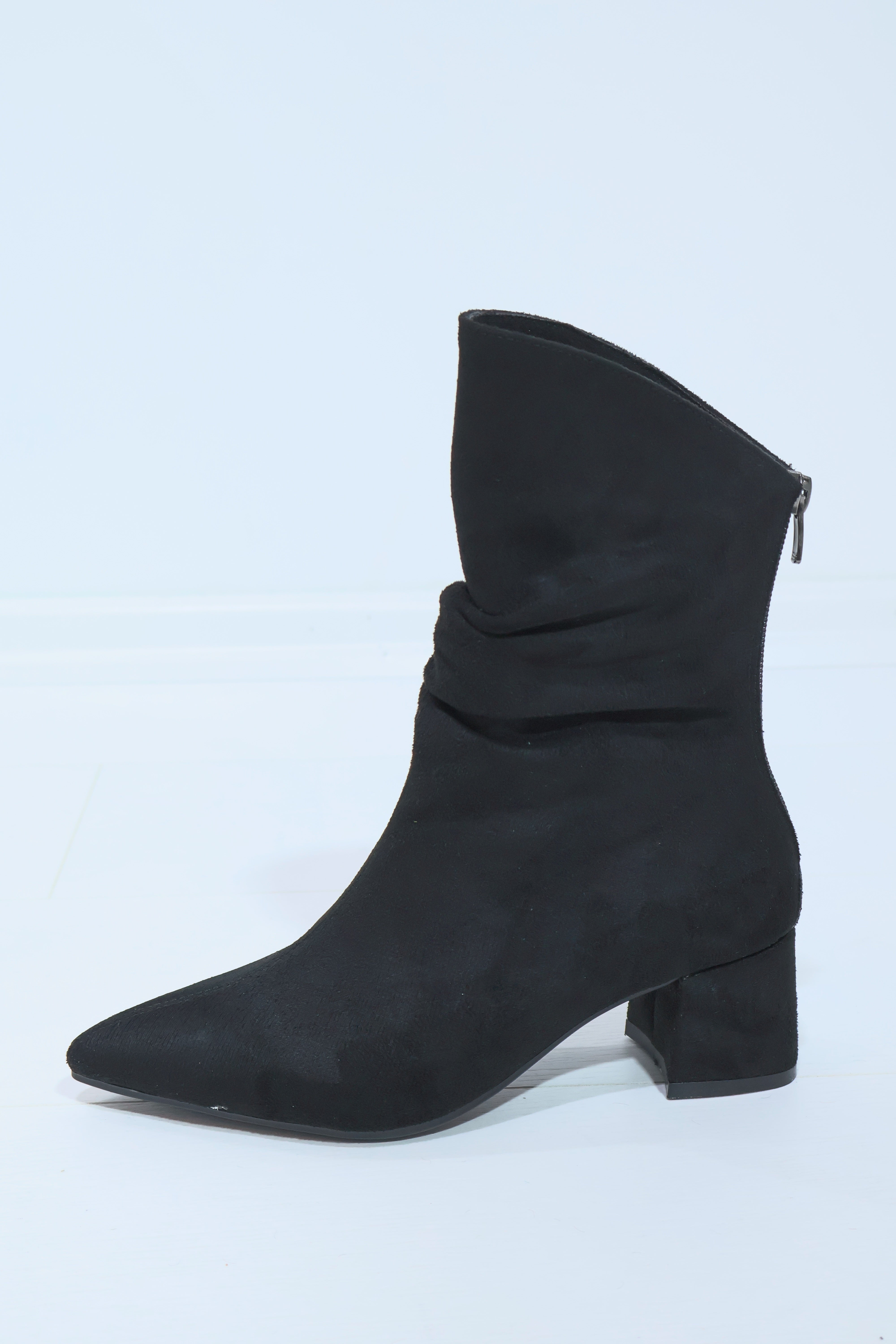 Arina Süet Büzgülü Kadın Topuklu Çizme