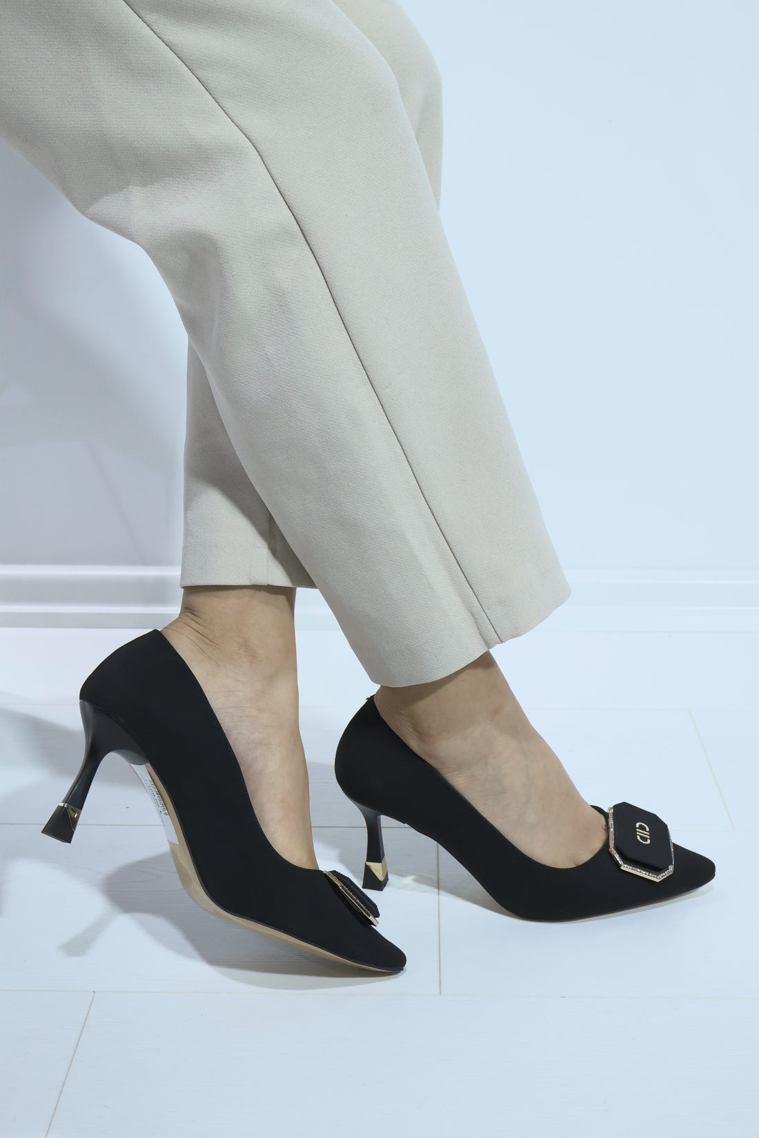 Toka Detaylı Süet Loafer