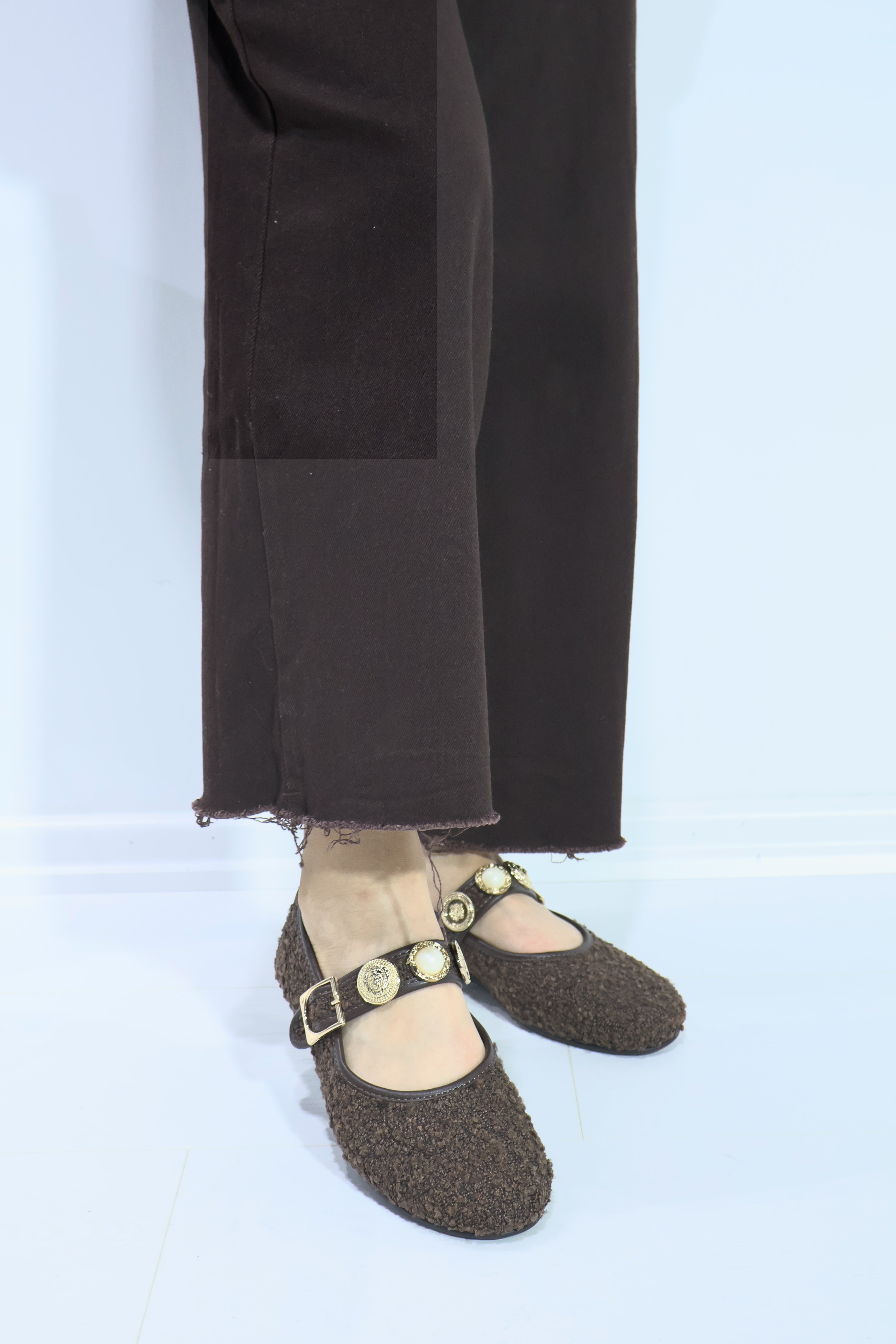 Neza Kahverengi Aksesuar Detay Kemerli Kadın Babet Ayakkabı