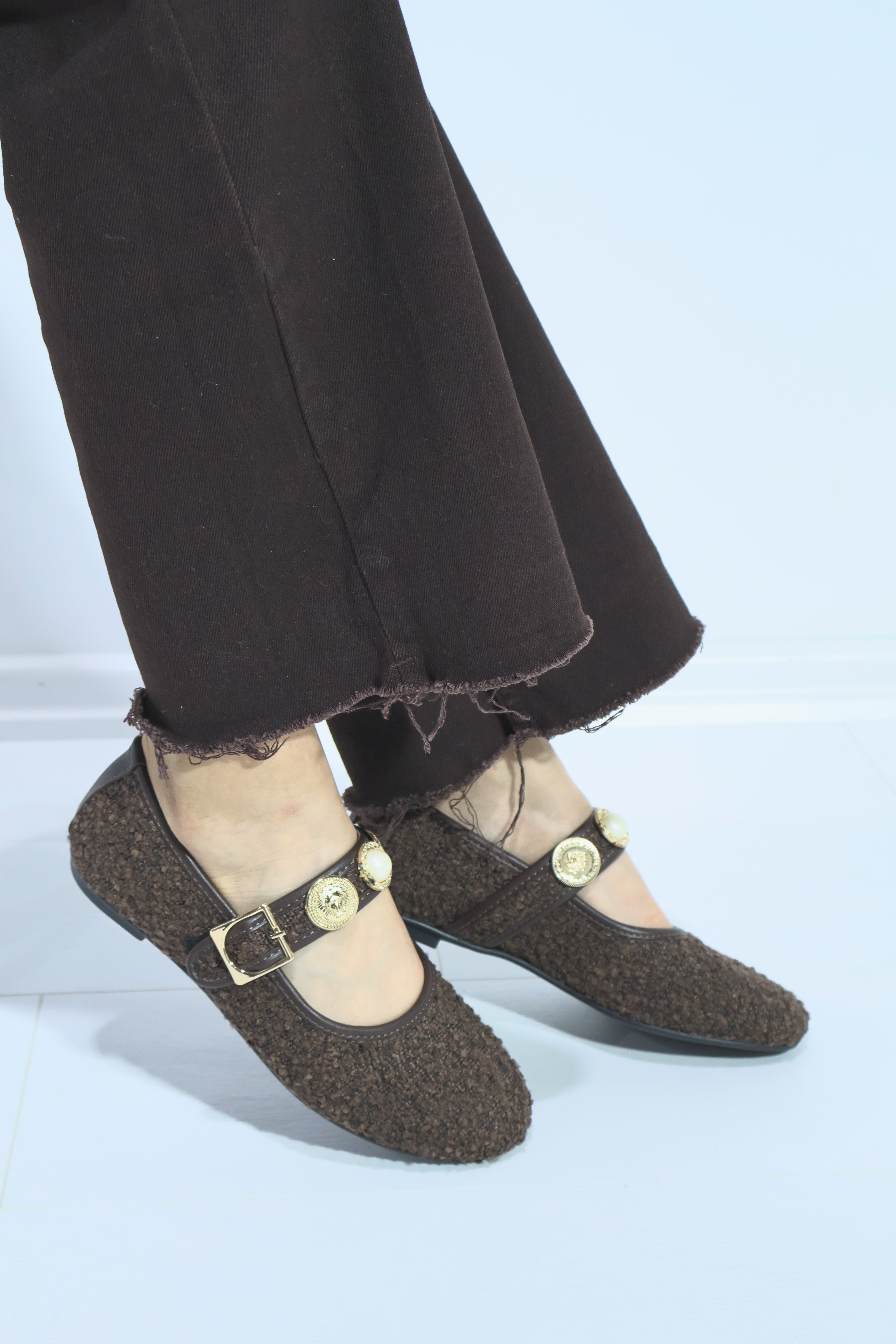 Neza Kahverengi Aksesuar Detay Kemerli Kadın Babet Ayakkabı