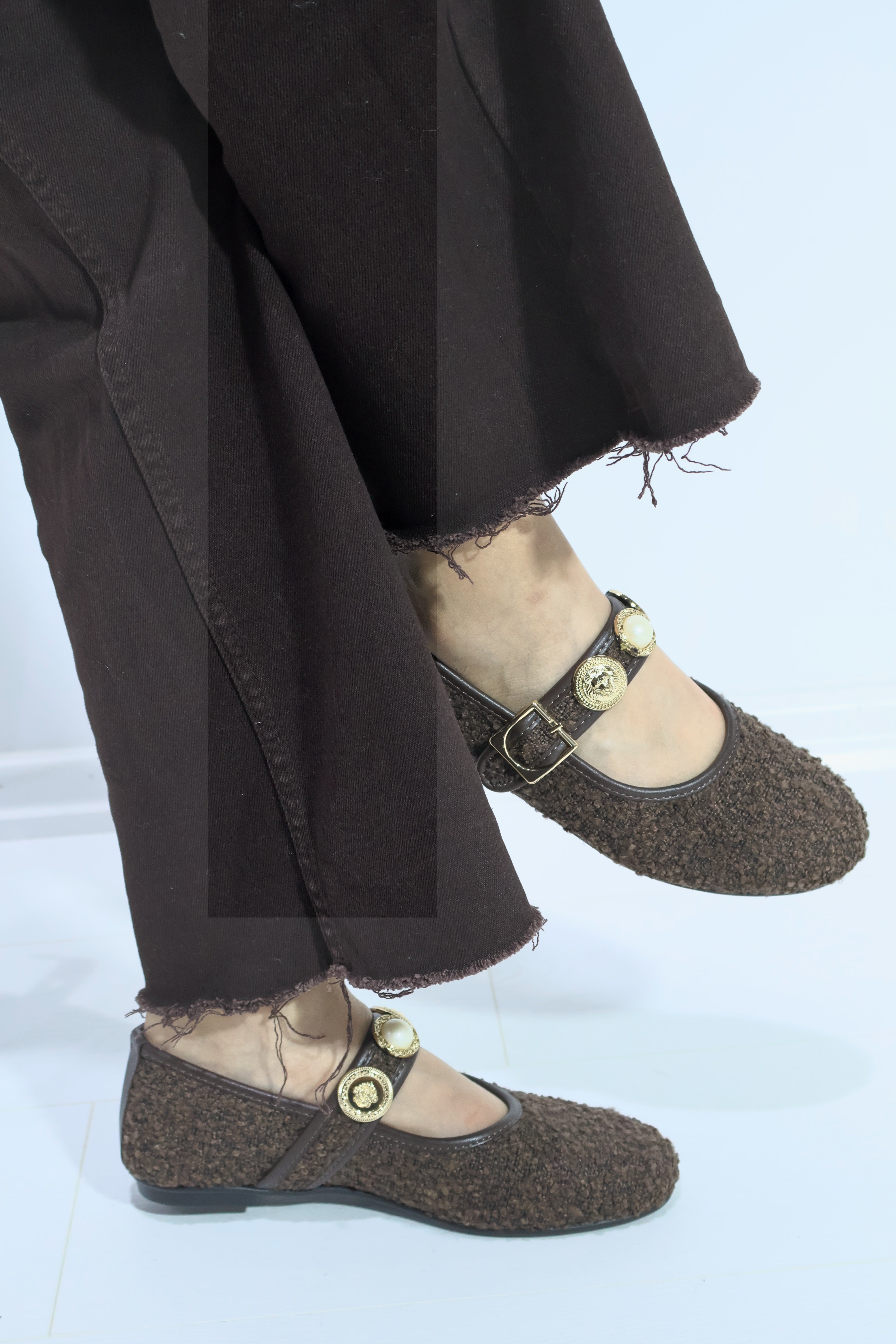 Neza Kahverengi Aksesuar Detay Kemerli Kadın Babet Ayakkabı