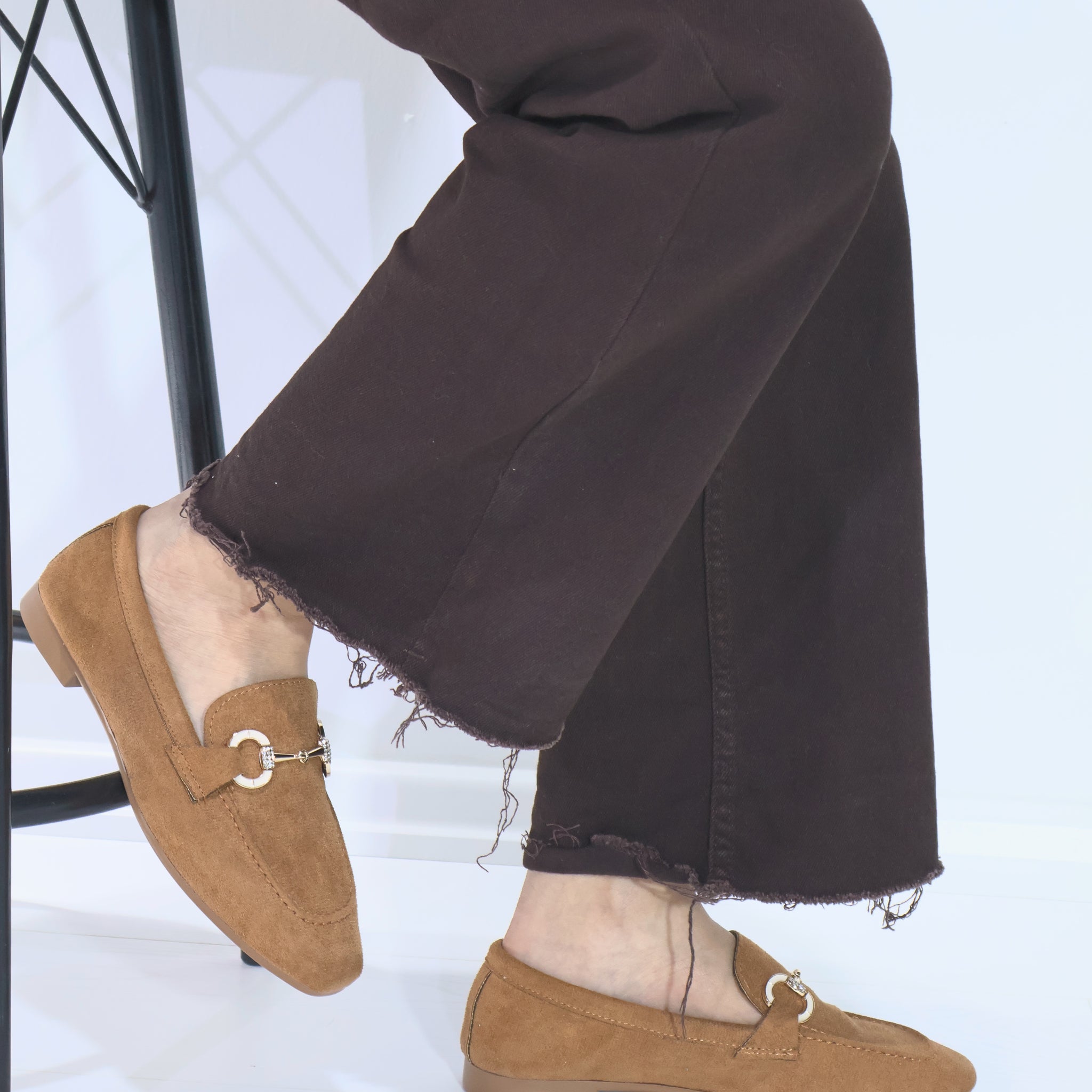 Toka Detaylı Süet Loafer