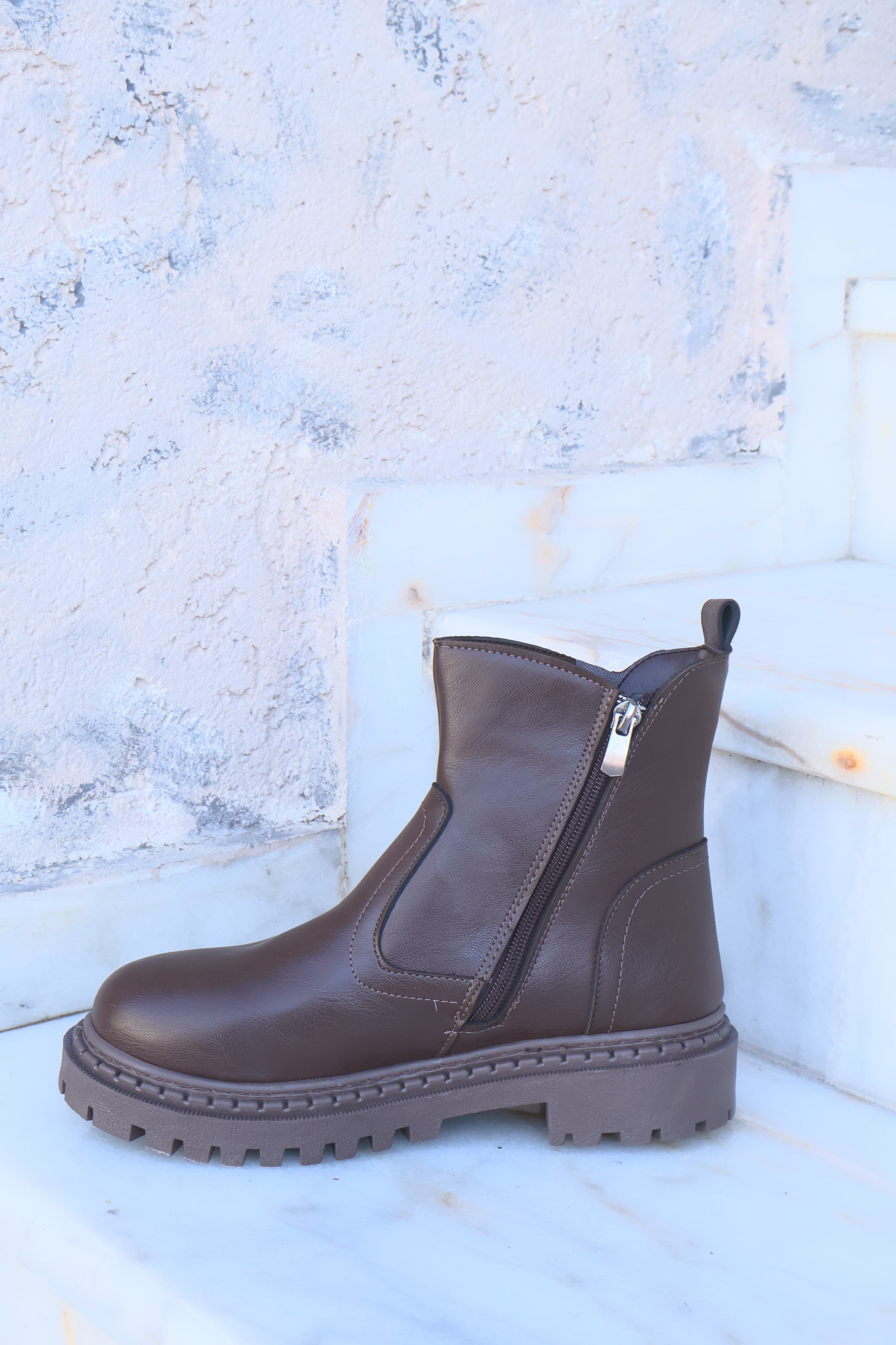 Castle Kahverengi Cilt Fermuar Detay Bot