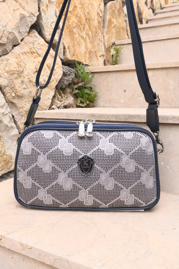 Üç Gözlü Taş Detaylı Çapraz Mavi Askılı Kadın Çanta