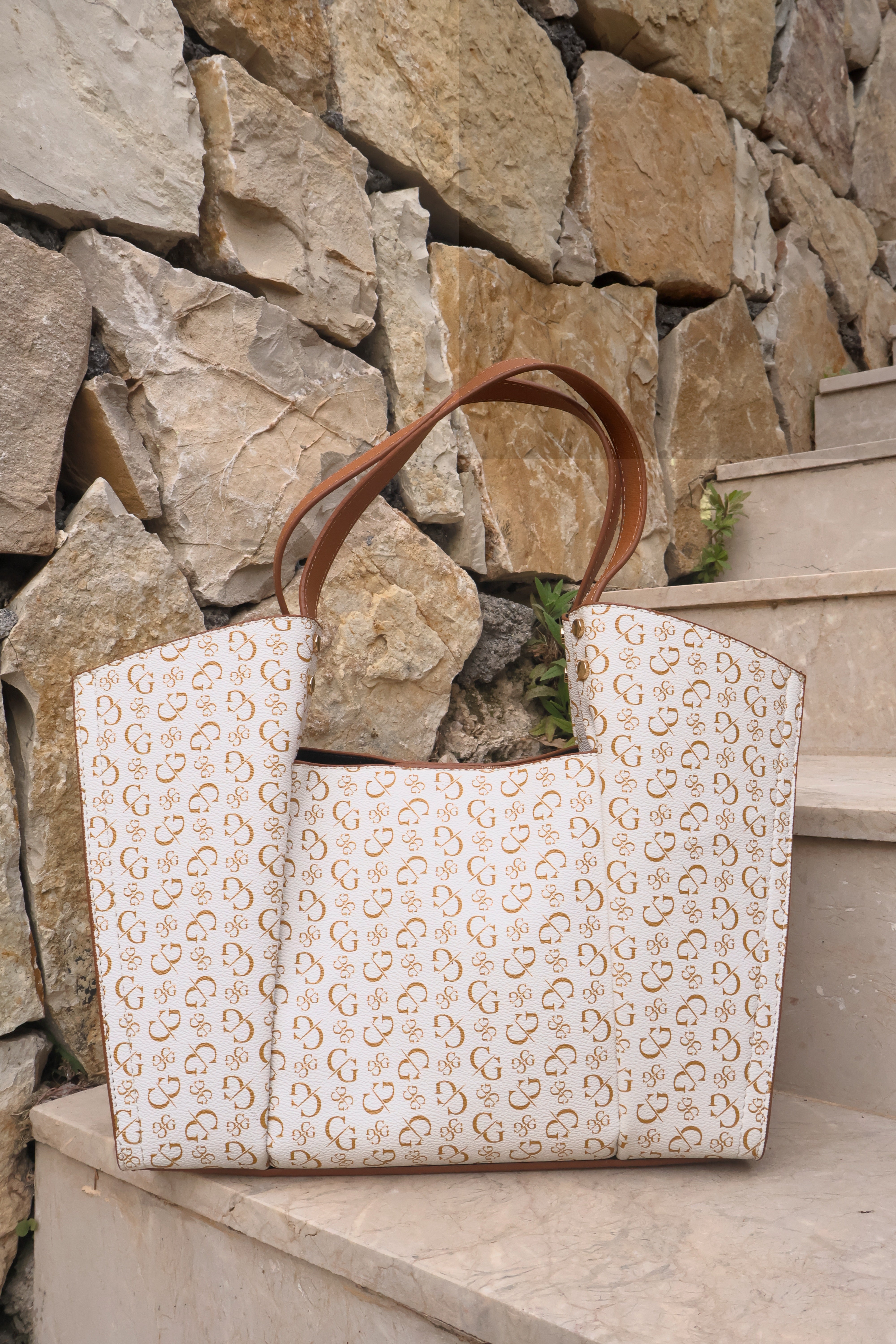 Kadın Beyaz Kahve Desenli Çanta