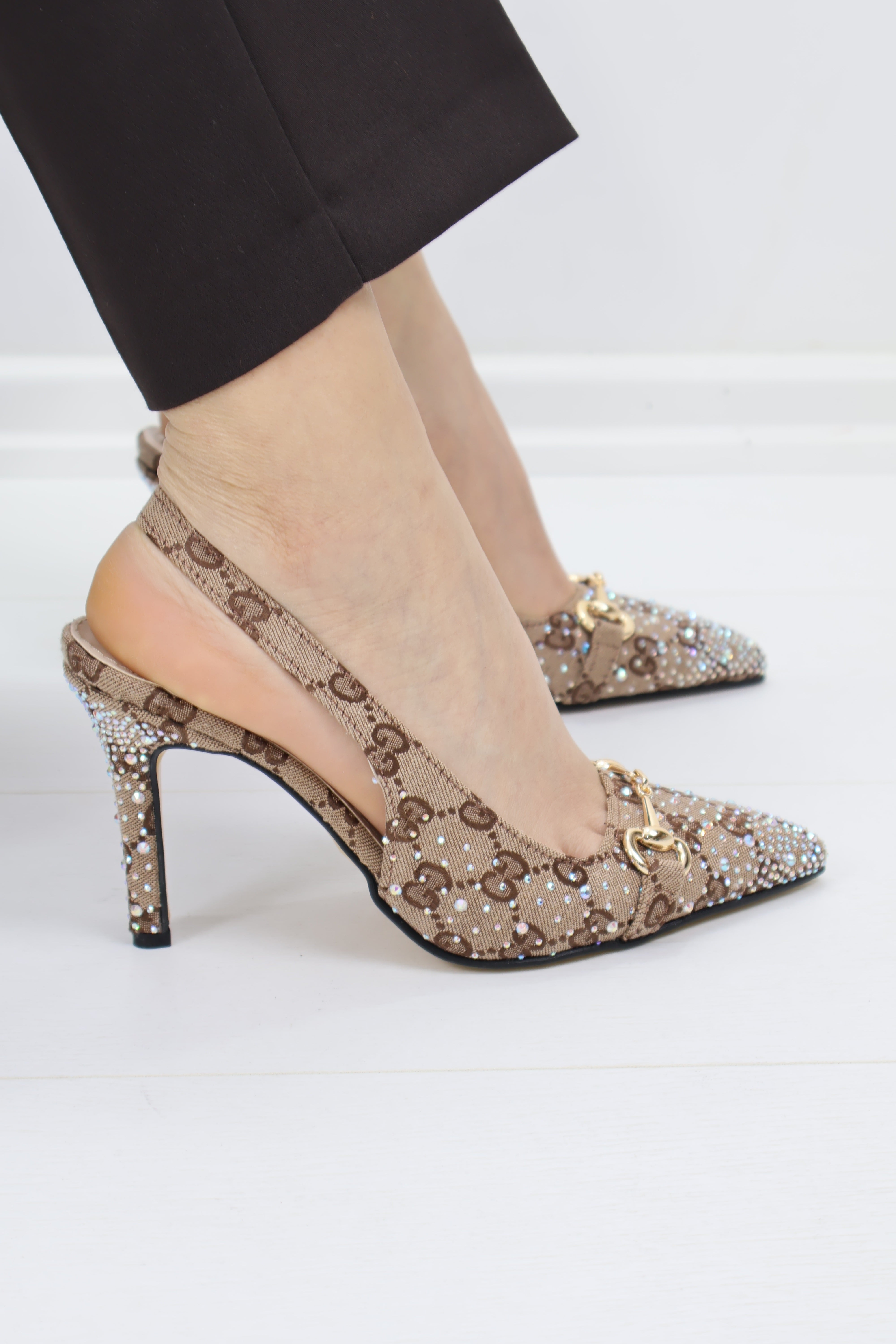 Monogram Taşlı Slingback Kahverengi Topuklu