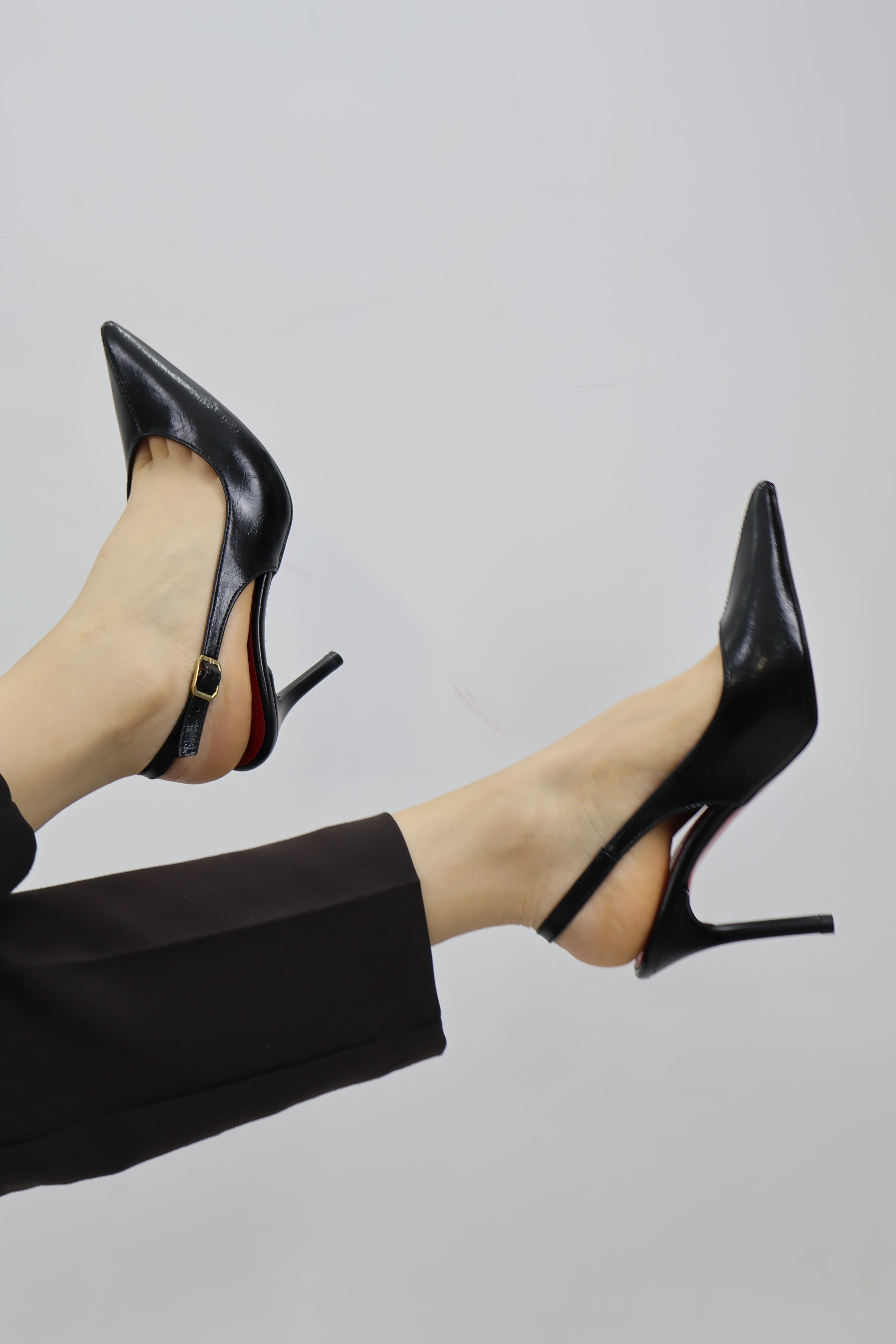 Leona Sivri Burun Slingback Topuklu Ayakkabı