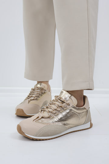 Bej Gümüş Detaylı Spor Ayakkabı