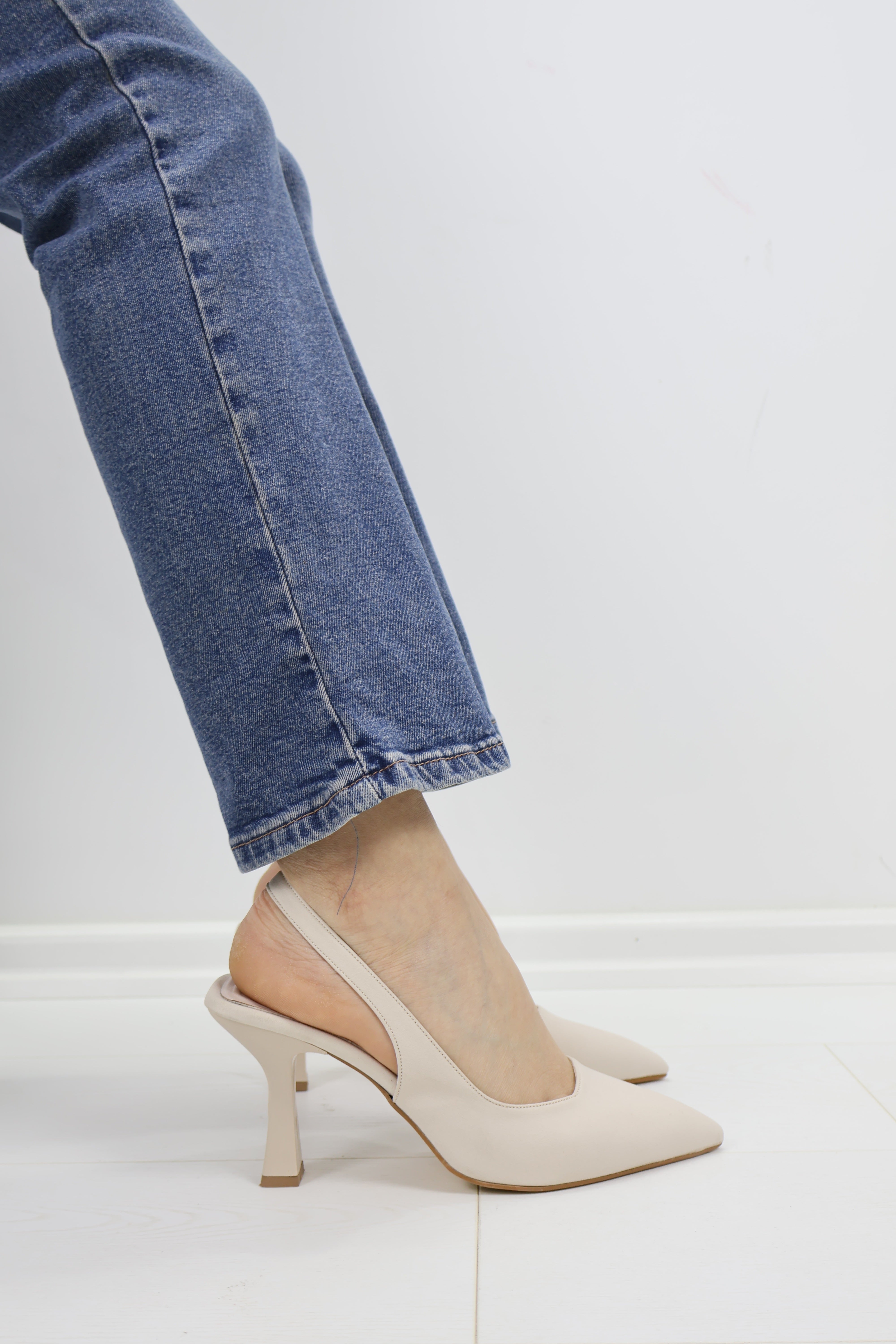 Bej Slingback Topuklu Ayakkabı