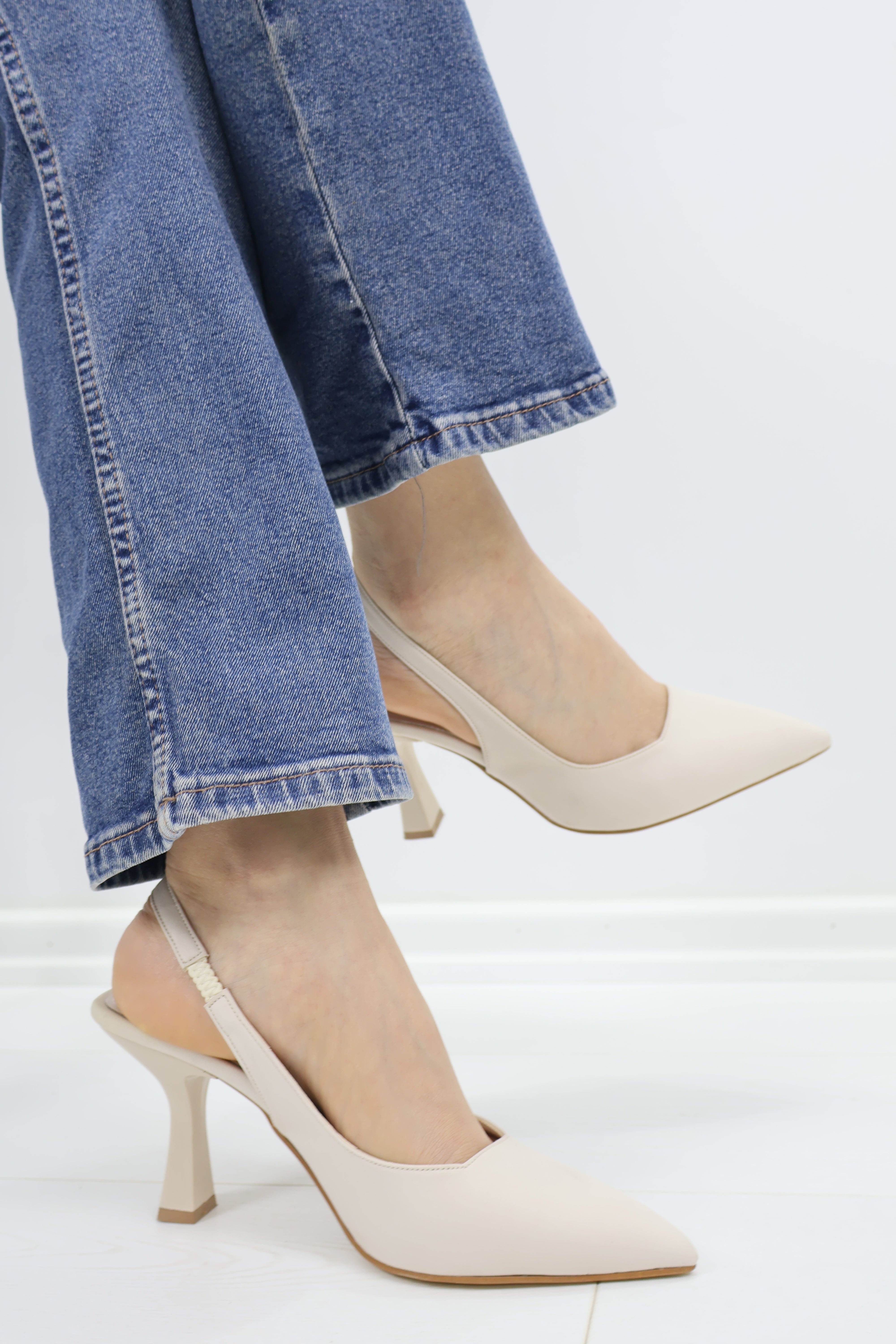 Bej Slingback Topuklu Ayakkabı